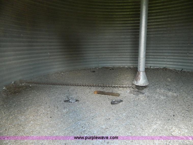 image for item G7540 (2) York galvanized grain bins