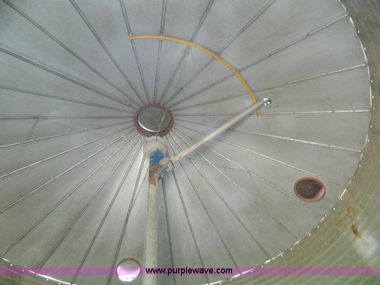 image for item G7540 (2) York galvanized grain bins