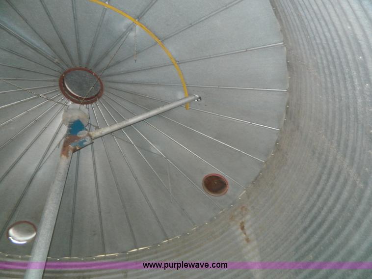 image for item G7540 (2) York galvanized grain bins