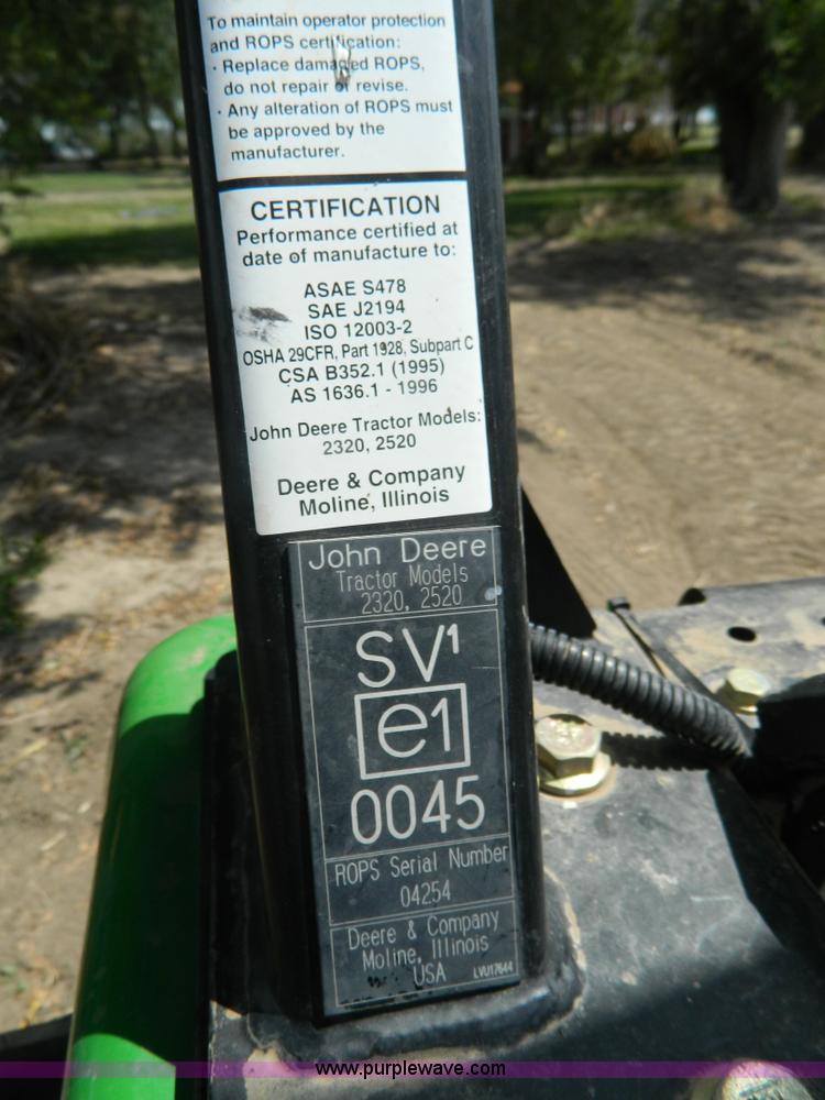 image for item G7542 2006 John Deere 2320 MFWD tractor