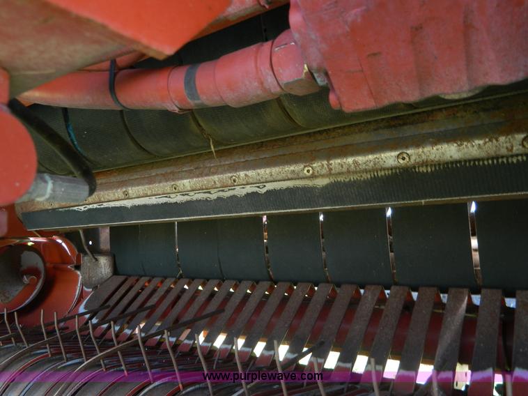 image for item G7959 2004 Hesston 956A round baler