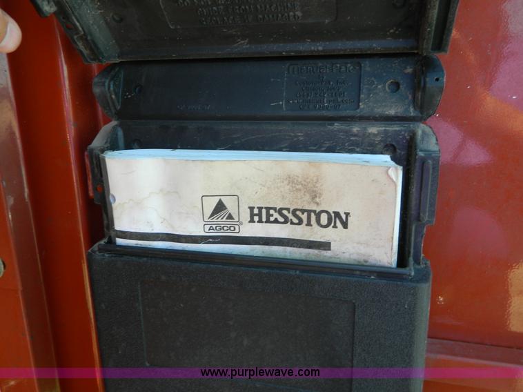 image for item G7959 2004 Hesston 956A round baler