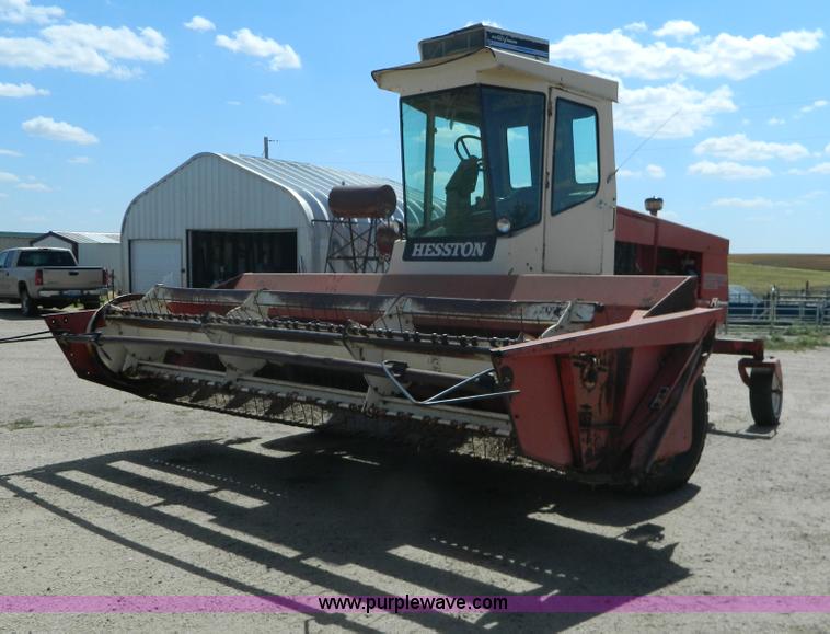 image for item G7960 Hesston 6600 swather