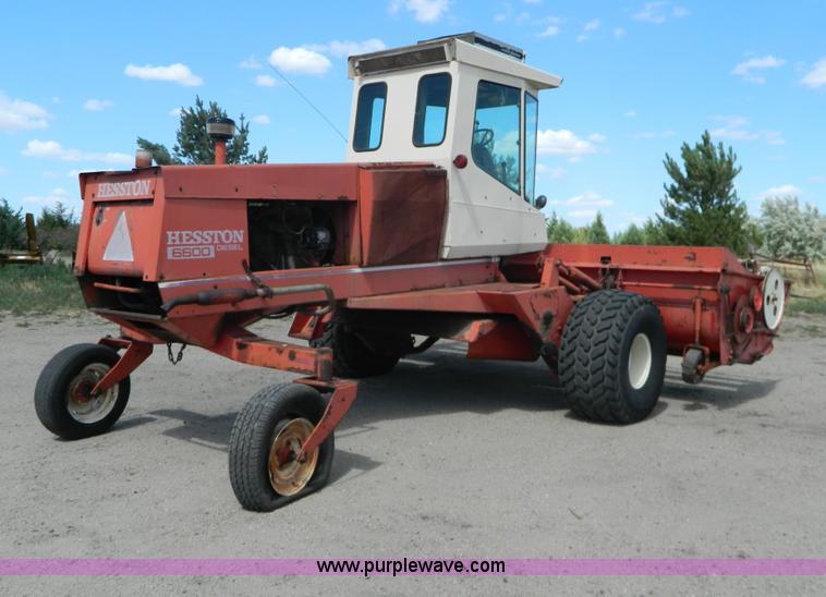image for item G7960 Hesston 6600 swather