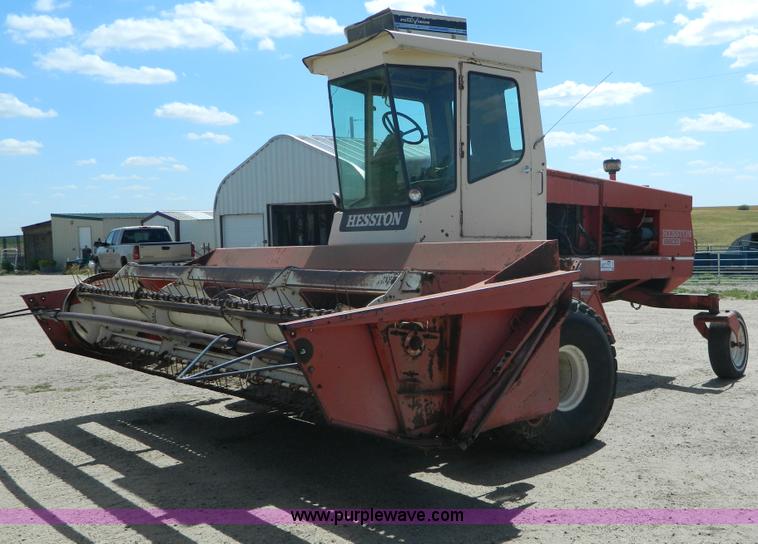image for item G7960 Hesston 6600 swather