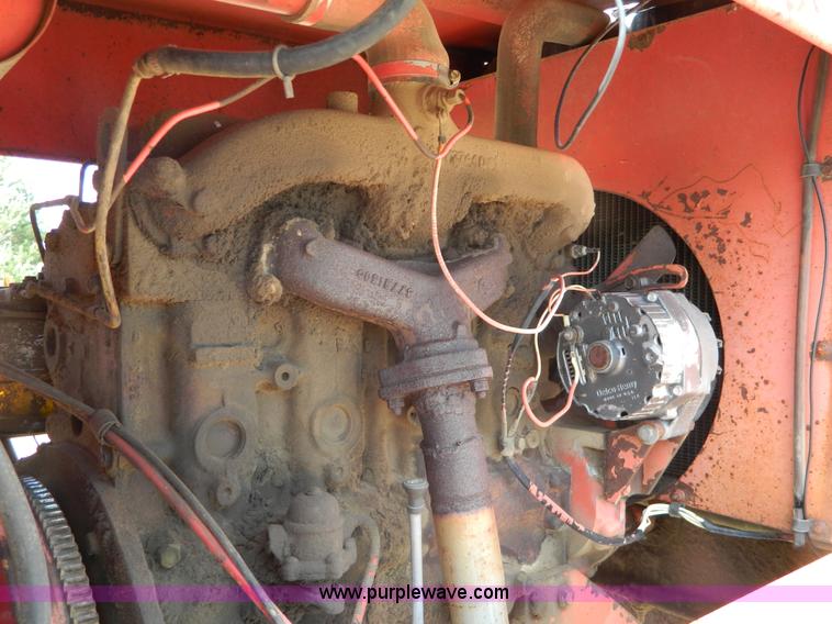 image for item G7960 Hesston 6600 swather