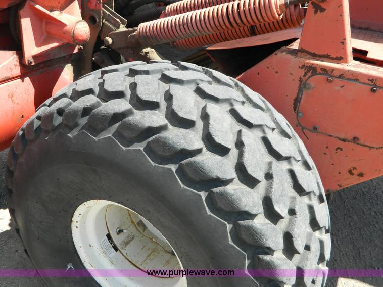 image for item G7960 Hesston 6600 swather