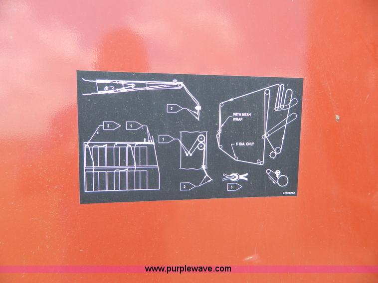 image for item G7961 2003 Hesston 956A round baler