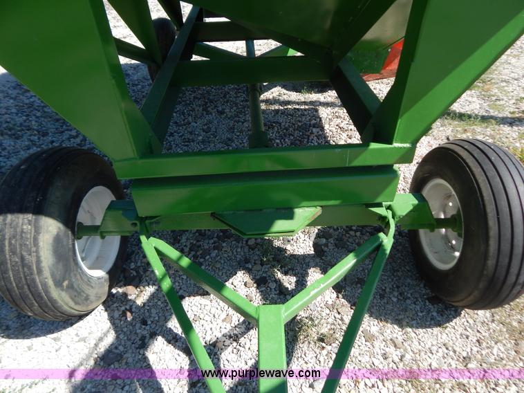 image for item G8308 J&M 350-20 gravity wagon