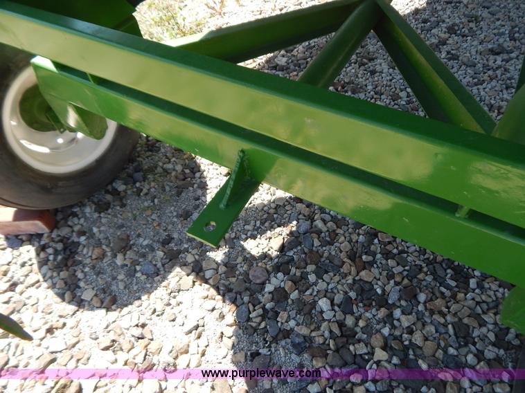 image for item G8308 J&M 350-20 gravity wagon