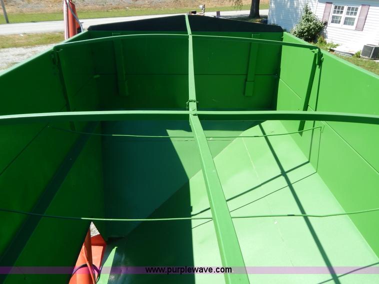 image for item G8308 J&M 350-20 gravity wagon