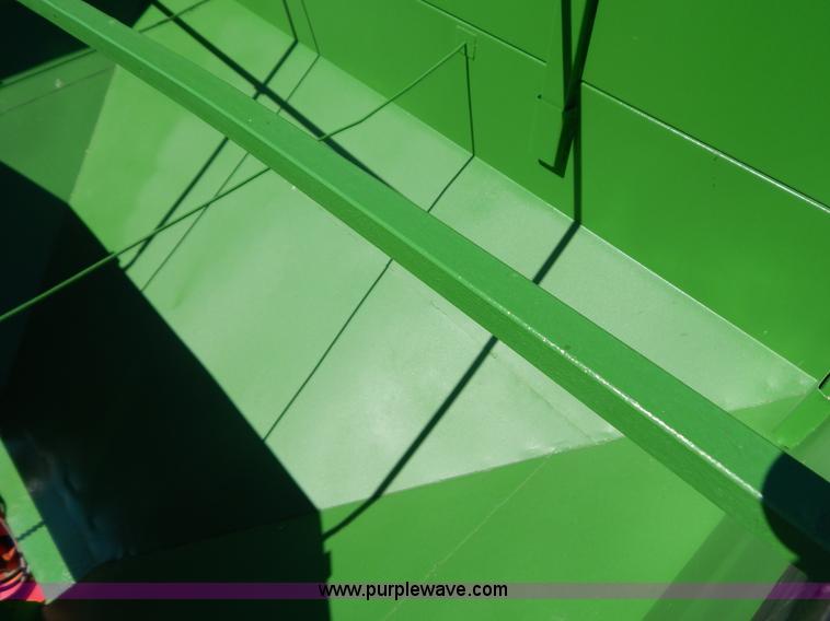 image for item G8308 J&M 350-20 gravity wagon