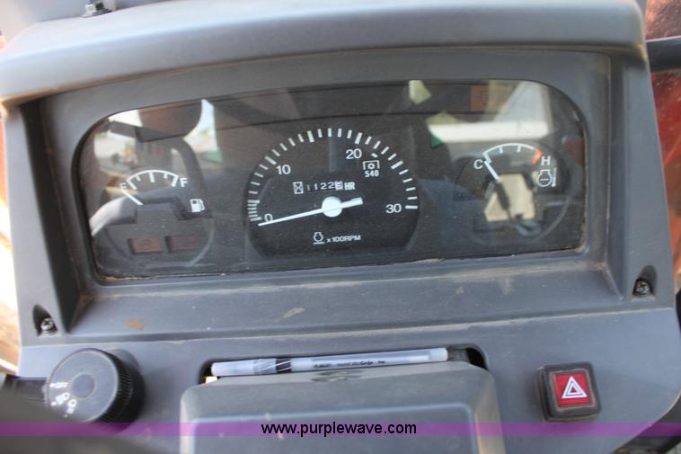 image for item H7374 Kubota M8200 MFWD Utility Special tractor