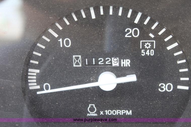 image for item H7374 Kubota M8200 MFWD Utility Special tractor