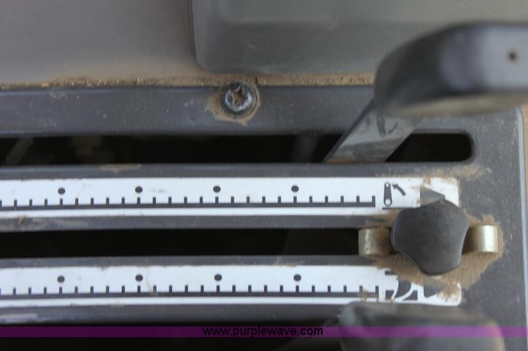 image for item H7374 Kubota M8200 MFWD Utility Special tractor