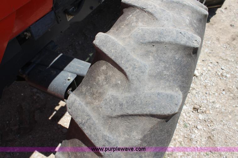 image for item H7374 Kubota M8200 MFWD Utility Special tractor