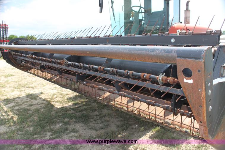 image for item H7378 2000 Mac Don 9350 Turbo swather