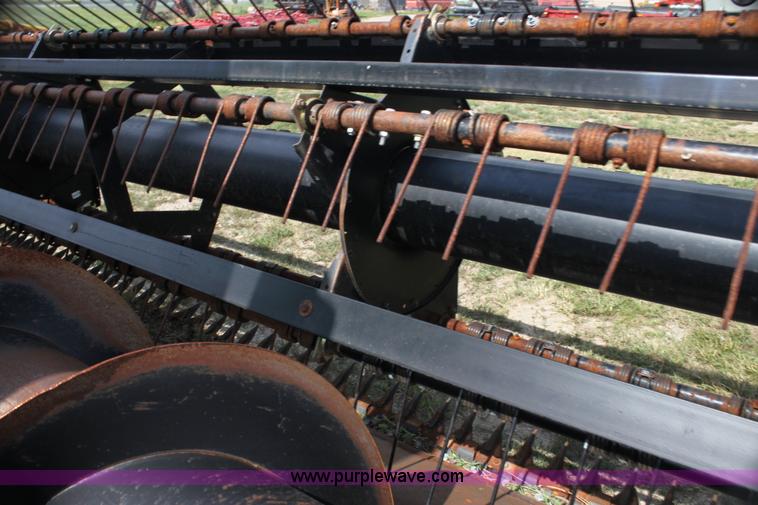 image for item H7378 2000 Mac Don 9350 Turbo swather