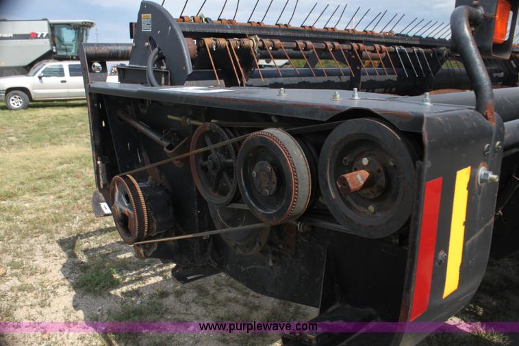 image for item H7378 2000 Mac Don 9350 Turbo swather