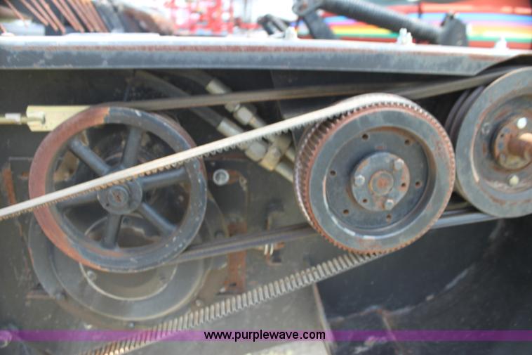 image for item H7378 2000 Mac Don 9350 Turbo swather