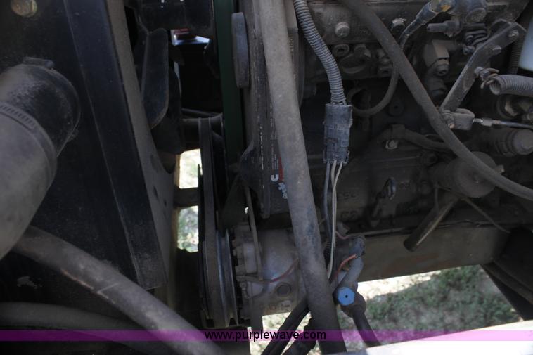 image for item H7378 2000 Mac Don 9350 Turbo swather