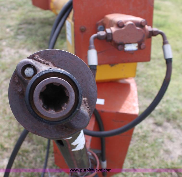 image for item H7379 Mayrath auger