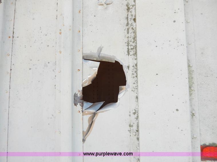 image for item I4400 1974 Fruehauf grain trailer