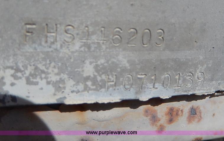 image for item I4400 1974 Fruehauf grain trailer