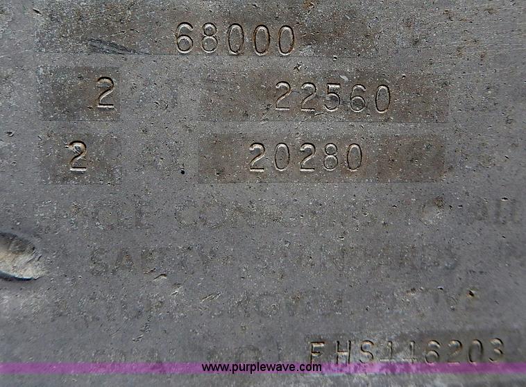 image for item I4400 1974 Fruehauf grain trailer