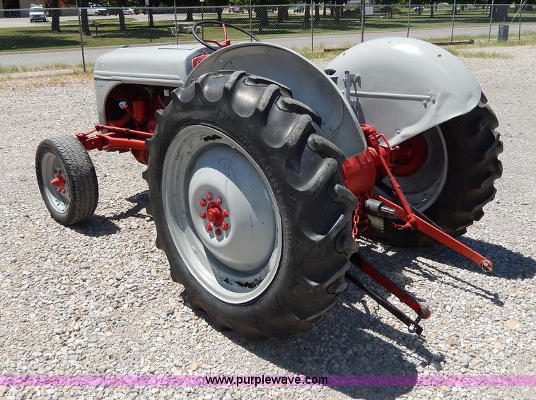 image for item I4453 1949 Ford 8N tractor