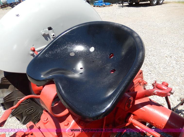 image for item I4453 1949 Ford 8N tractor
