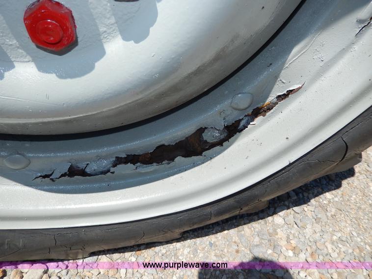 image for item I4453 1949 Ford 8N tractor