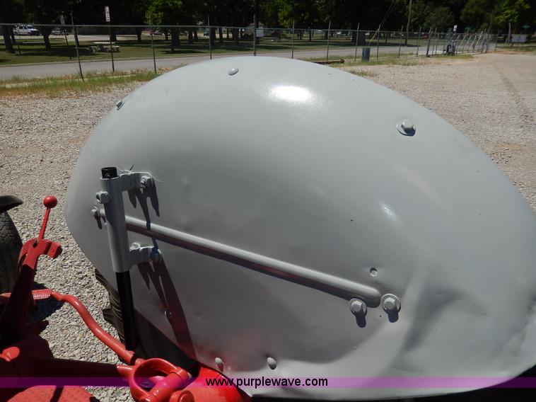 image for item I4453 1949 Ford 8N tractor