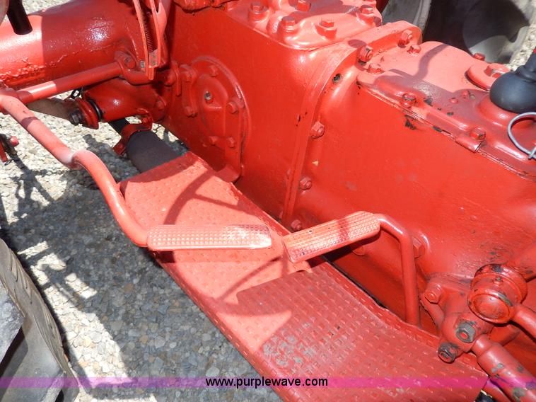 image for item I4453 1949 Ford 8N tractor