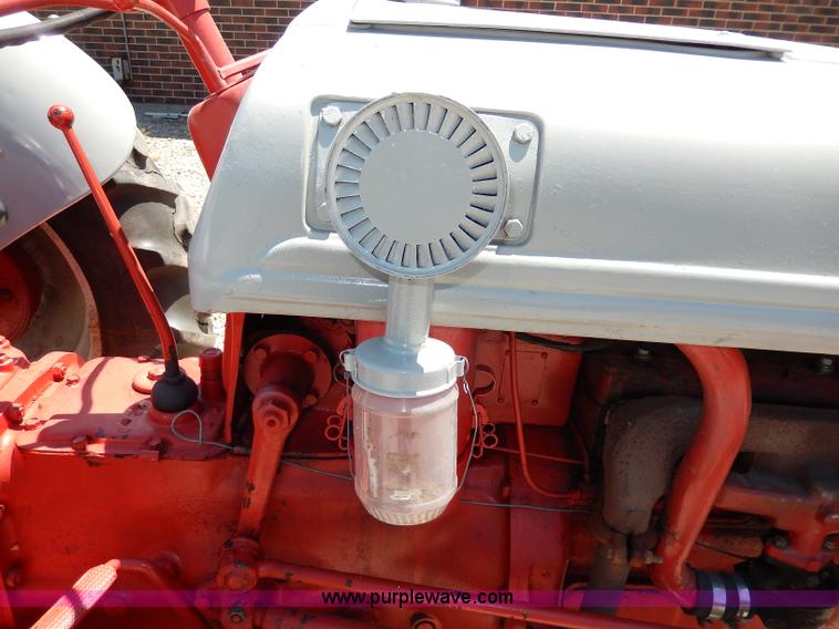 image for item I4453 1949 Ford 8N tractor