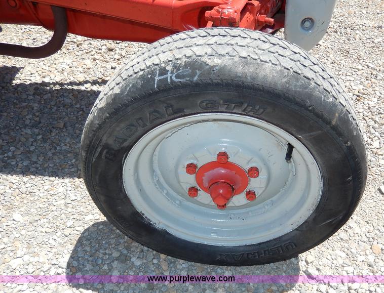 image for item I4453 1949 Ford 8N tractor
