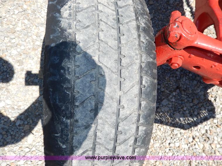 image for item I4453 1949 Ford 8N tractor