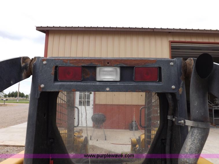 image for item I7694 2005 John Deere 317 skid steer