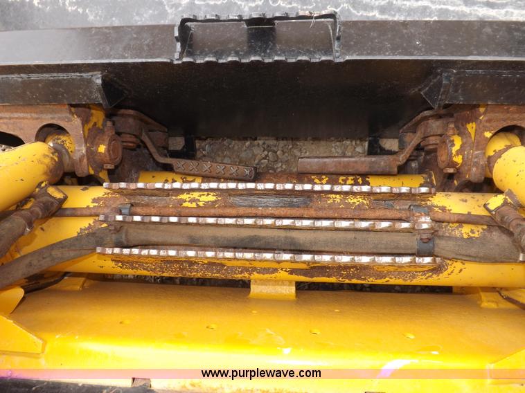 image for item I7694 2005 John Deere 317 skid steer