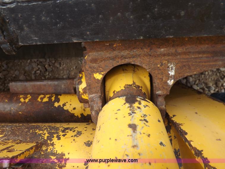 image for item I7694 2005 John Deere 317 skid steer