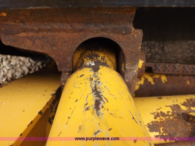 image for item I7694 2005 John Deere 317 skid steer