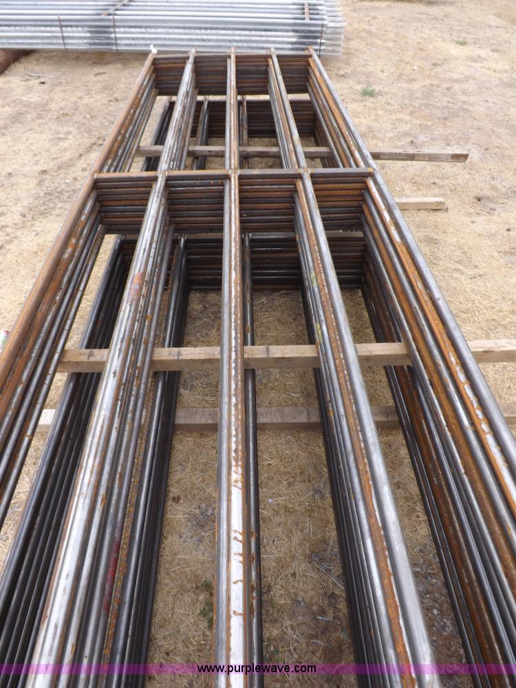 image for item I7697 (20) livestock panels