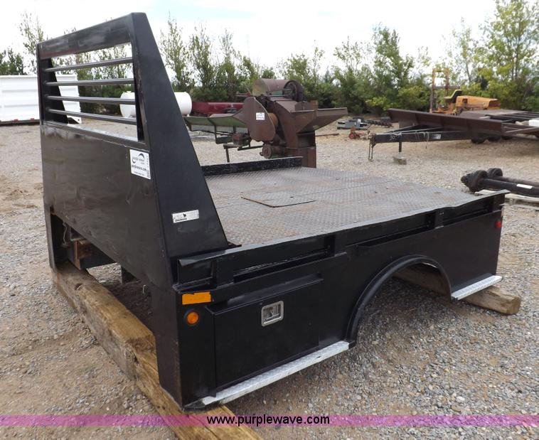 image for item I7701 CM Trailers flatbed