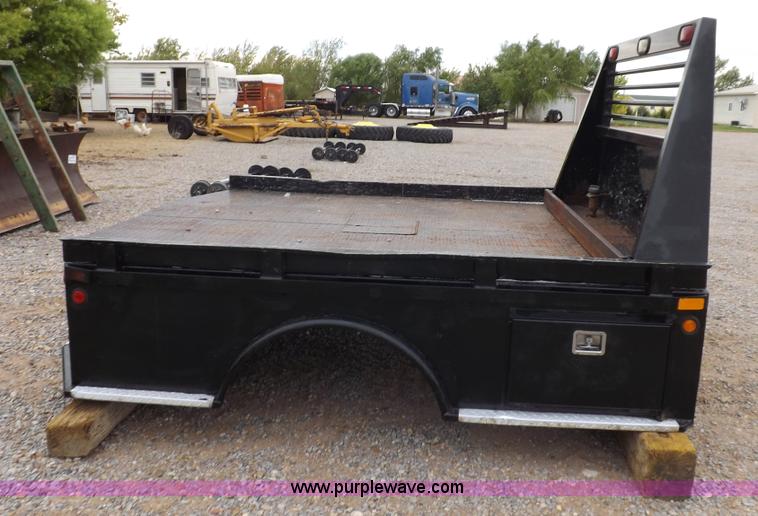 image for item I7701 CM Trailers flatbed