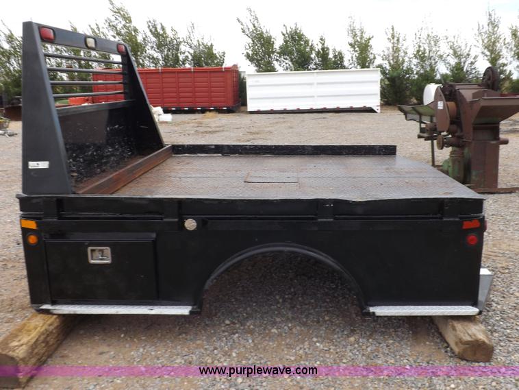 image for item I7701 CM Trailers flatbed