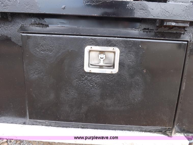 image for item I7701 CM Trailers flatbed