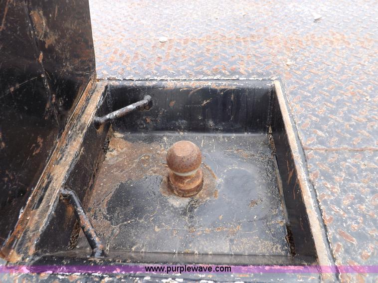 image for item I7701 CM Trailers flatbed