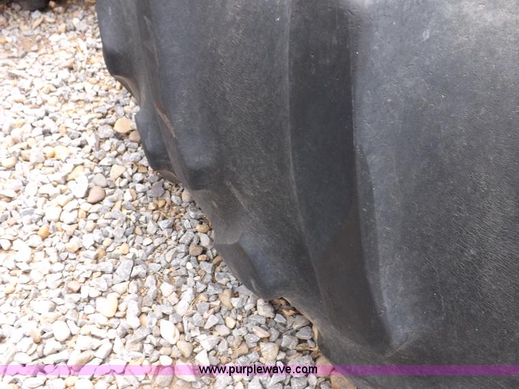 image for item I7707 (4) tractor tires