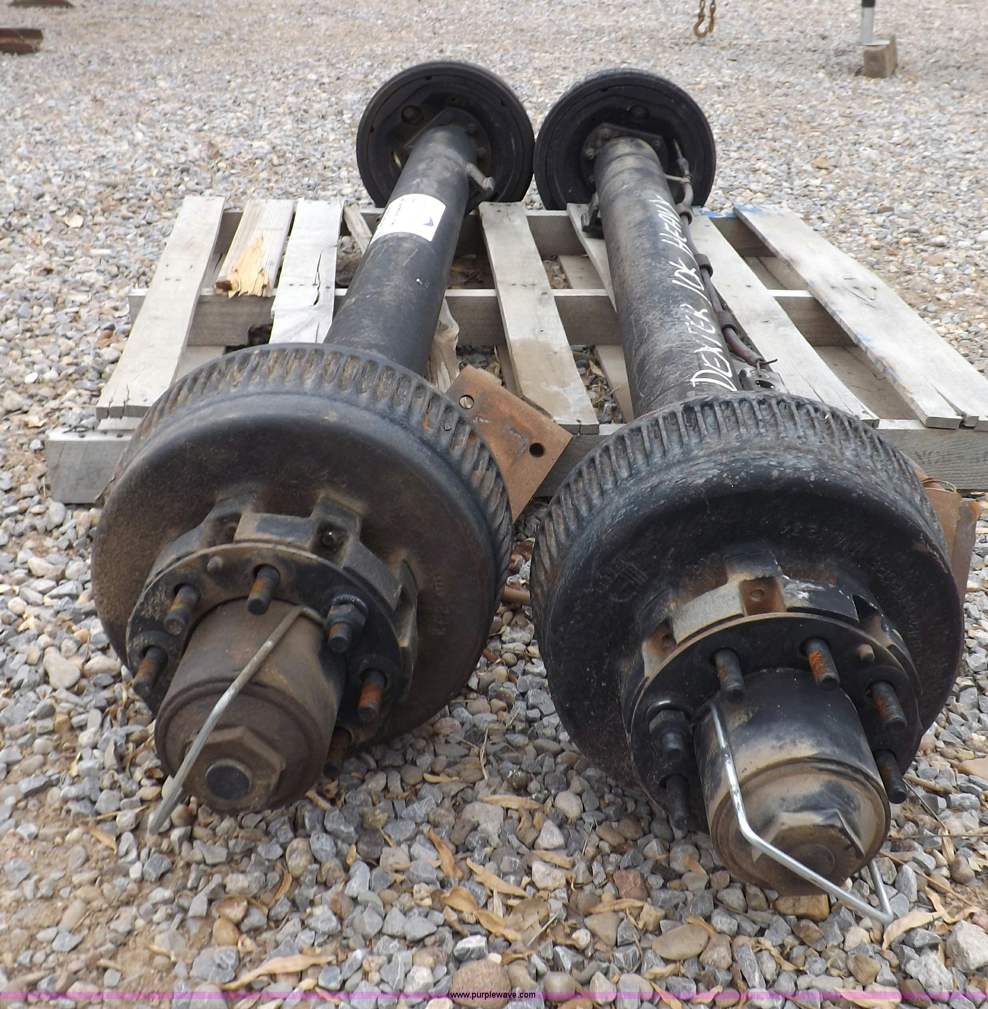 (2) Dexter 10,000 lbs axles in Copeland, KS Item I7702 sold Purple Wave