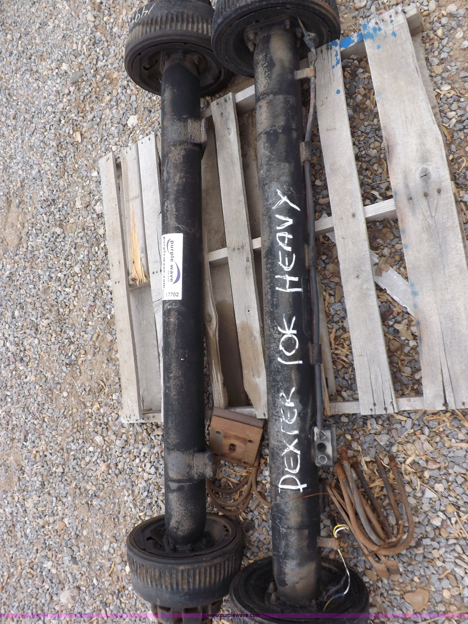 (2) Dexter 10,000 lbs axles in Copeland, KS Item I7702 sold Purple Wave